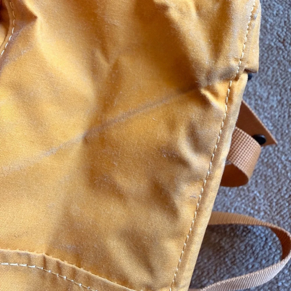 GUC Fjällräven Kånken Backpack in Mustard Yellow - Picture 5 of 16